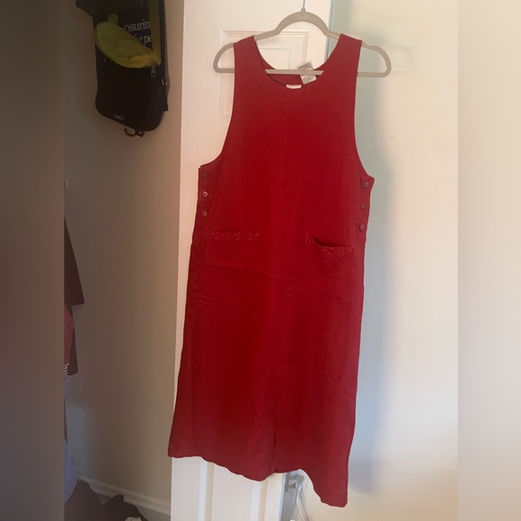 90’s Red Shift Dress - Picture 4 of 4